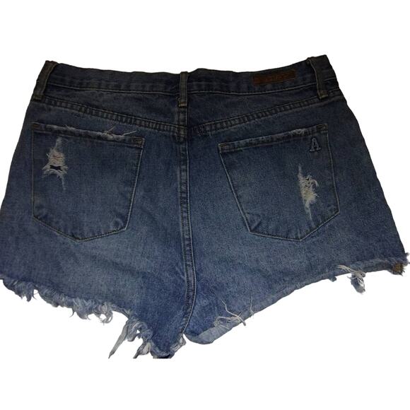 Articles of society Denim cutoff shorts distressed size 29 - Picture 2 of 3